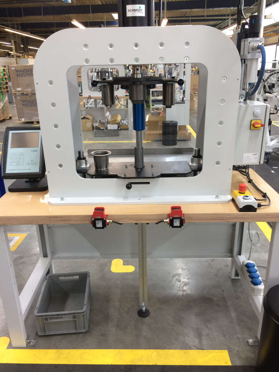 ressenkoepfe_Wechseleinheiten_Pressenaufnahme